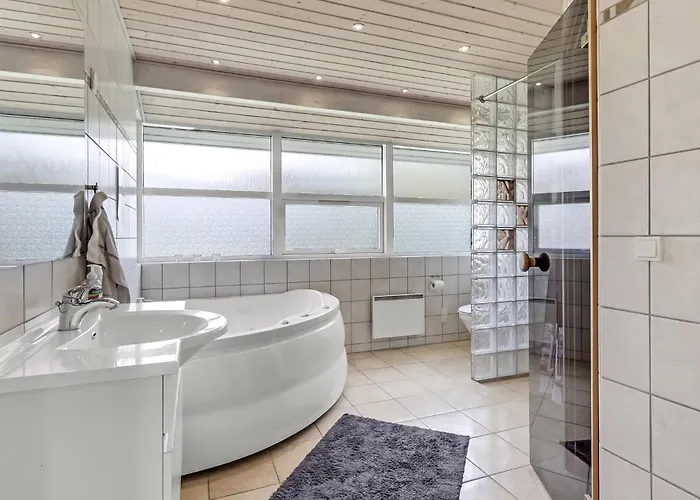 Сasa de vacaciones Lovely In With Sauna Nordenbro Vesteregn