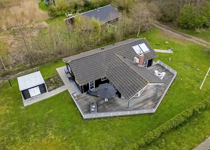 Lovely In With Sauna